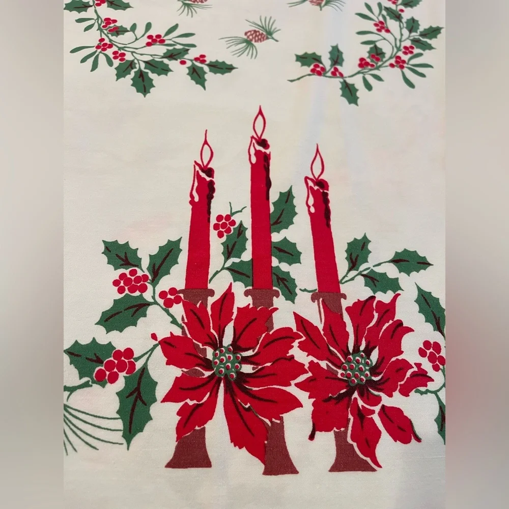 Vintage 1950/60s Christmas‎ cotton blend tablecloth 51”x43” poinsettias candles
